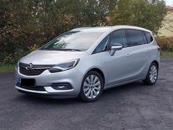 Silber Gebraucht 2016 Opel Zafira Innovation Van / Kleinbus | 11.000 € (Guter Preis)