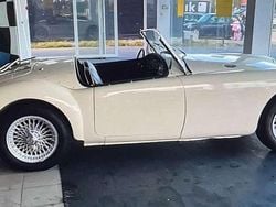 Weiß Gebraucht 1957 MG MGA Cabrio | 32.500 €