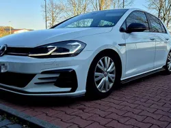 Weiß Gebraucht 2017 VW Golf VII Sound Kleinwagen | 10.899 € (Fairer Preis)