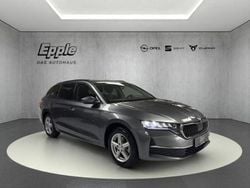 Graphitegrau metallic Gebraucht 2025 Skoda Octavia Selection Kombi | 29.490 € (Superpreis)