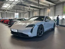 Kreide Neu 2025 Porsche Taycan Turbo S Limousine | 257.480 €