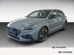 Grau Gebraucht 2024 Hyundai i30 N Line Limousine | 25.989 € (Fairer Preis)