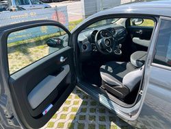 Grau Gebraucht 2018 Fiat 500 Kleinwagen | 10.300 € (Fairer Preis)