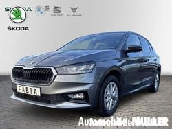Grau Gebraucht 2025 Skoda Fabia Selection Limousine | 19.290 € (Fairer Preis)