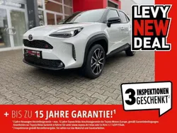 2vf dynamicgrey metallic Gebraucht 2024 Toyota Yaris Cross Sport SUV | 32.969 € (Teuer)