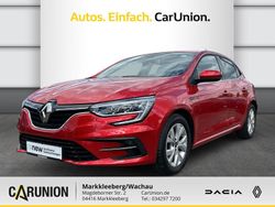 Dezirrot metallic Gebraucht 2022 Renault Mégane IV Zen Limousine | 19.995 € (Etwas zu teuer)