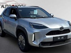 Schwarz Neu 2025 Toyota Yaris Hybrid Limousine | 29.940 € (Teuer)