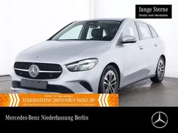 Hightechsilber Gebraucht 2024 Mercedes B200 Progressive Van / Kleinbus | 30.990 € (Guter Preis)