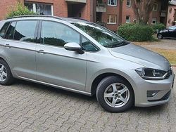 Grau Gebraucht 2015 VW Golf Sportsvan Van / Kleinbus | 11.250 € (Superpreis)