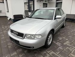 Silber Gebraucht 2000 Audi A4 Limousine | 2.980 € (Fairer Preis)