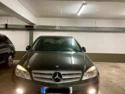 Grün Gebraucht 2008 Mercedes C230 Limousine | 5.900 € (Fairer Preis)
