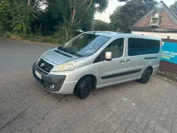 Grau Gebraucht 2009 Fiat Scudo Van / Kleinbus | 4.500 € (Teuer)