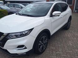 Weiß Gebraucht 2020 Nissan Qashqai N-Connecta SUV | 19.990 € (Etwas zu teuer)