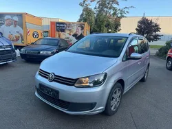 Silber Gebraucht 2012 VW Touran Comfortline Van / Kleinbus | 6.970 € (Guter Preis)