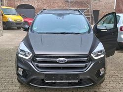 Grau Gebraucht 2019 Ford Kuga ST-Line SUV | 11.990 € (Superpreis)