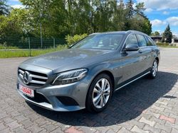 Grau Gebraucht 2019 Mercedes C180 Kombi | 18.800 € (Guter Preis)