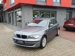 Grau Gebraucht 2014 BMW 116 Advantage Kleinwagen | 6.450 €