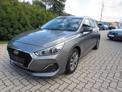 Grau Gebraucht 2019 Hyundai i30 YES! Limousine | 10.990 € (Fairer Preis)