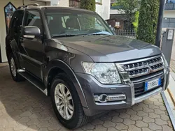 Grau Gebraucht 2019 Mitsubishi Pajero SUV | 32.000 € (Guter Preis)