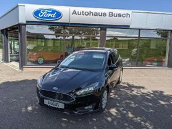 Iridiumschwarz metallic Gebraucht 2018 Ford Focus Cool & Connect Kombi | 12.950 € (Fairer Preis)