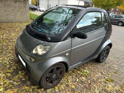 Grau Gebraucht 2001 Smart ForTwo Cabrio Cabrio | 700 € (Superpreis)