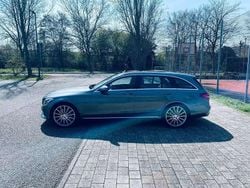 Grau Gebraucht 2017 Mercedes C350e Kombi | 20.999 € (Etwas zu teuer)