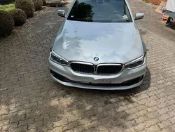 Silber Gebraucht 2018 BMW 520 Performance Kombi | 23.499 € (Superpreis)