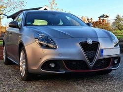 Grau Gebraucht 2016 Alfa Romeo Giulietta Veloce Limousine | 24.980 €