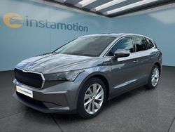 Grau Gebraucht 2022 Skoda Enyaq iV Lounge SUV | 35.499 € (Fairer Preis)