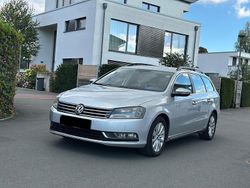 Silber Gebraucht 2012 VW Passat Highline Kombi | 5.400 € (Guter Preis)