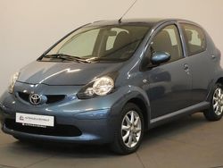 Blau Gebraucht 2009 Toyota Aygo Team Kleinwagen | 5.790 € (Etwas zu teuer)