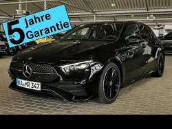 Andere Gebraucht 2025 Mercedes A250 AMG Limousine | 49.890 €