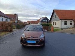 Braun Gebraucht 2018 Hyundai i10 Trend Kleinwagen | 6.500 € (Guter Preis)