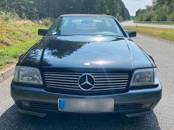 Schwarz Gebraucht 1991 Mercedes SL300 Cabrio | 18.500 €
