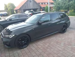 Grau Gebraucht 2020 BMW 330 M Sport Kombi | 28.690 € (Superpreis)