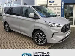 Grau Neu 2025 Ford Tourneo Custom Titanium Van / Kleinbus | 64.980 €