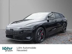 Mythosschwarz metallic Gebraucht 2025 Audi e-tron Ambiente SUV | 93.750 €