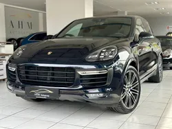 Blau Gebraucht 2016 Porsche Cayenne Turbo Chrono SUV | 36.990 € (Guter Preis)