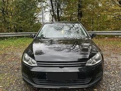 Schwarz Gebraucht 2015 VW Golf VII Trendline Limousine | 7.400 € (Superpreis)