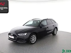 Schwarz (metallic) Gebraucht 2020 Audi A4 Ambiente Kombi | 28.880 € (Guter Preis)