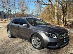 Grau Gebraucht 2019 Mercedes GLA250 AMG line SUV | 24.300 € (Guter Preis)