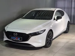 Snowflake white pearl Gebraucht 2025 Mazda 3 Homura-Line Limousine | 28.490 € (Fairer Preis)