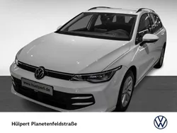 Weiß Gebraucht 2022 VW Golf VIII Life Kombi | 28.360 € (Teuer)