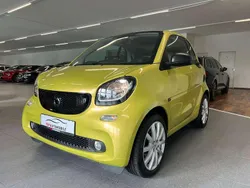 Blau Gebraucht 2016 Smart ForTwo Coupé Kleinwagen | 11.470 € (Fairer Preis)