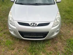 Silber Gebraucht 2011 Hyundai i20 Edition Limousine | 3.449 € (Fairer Preis)