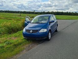 Blau Gebraucht 2005 VW Fox Kleinwagen | 1.800 € (Fairer Preis)