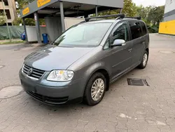 Grau Gebraucht 2006 VW Touran Van / Kleinbus | 950 € (Superpreis)