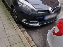 Schwarz Gebraucht 2012 Renault Scénic III Van / Kleinbus | 4.200 €