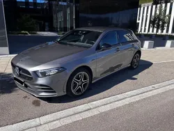 Grau Gebraucht 2020 Mercedes A250 AMG line Limousine | 24.990 € (Fairer Preis)