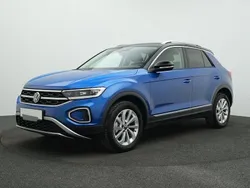 Blau Gebraucht 2024 VW T-Roc Style SUV | 30.289 € (Fairer Preis)